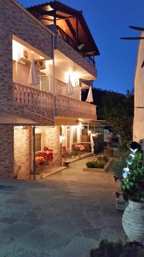 Studios Lia Adults Only -Fully Renovated Chrisi Ammoudia Eksteriør billede