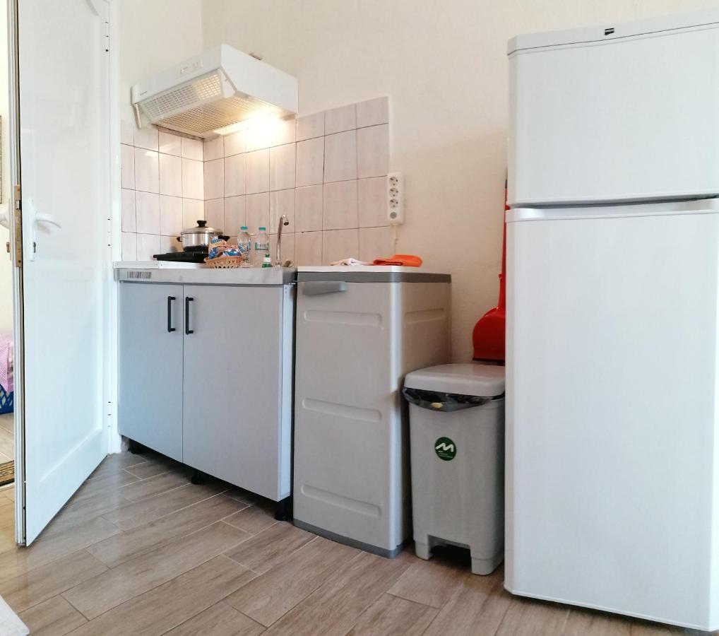 Studios Lia Adults Only -Fully Renovated Chrisi Ammoudia Eksteriør billede