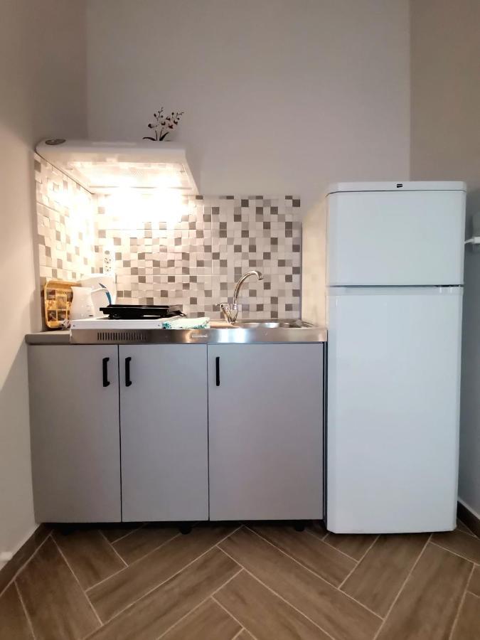 Studios Lia Adults Only -Fully Renovated Chrisi Ammoudia Eksteriør billede
