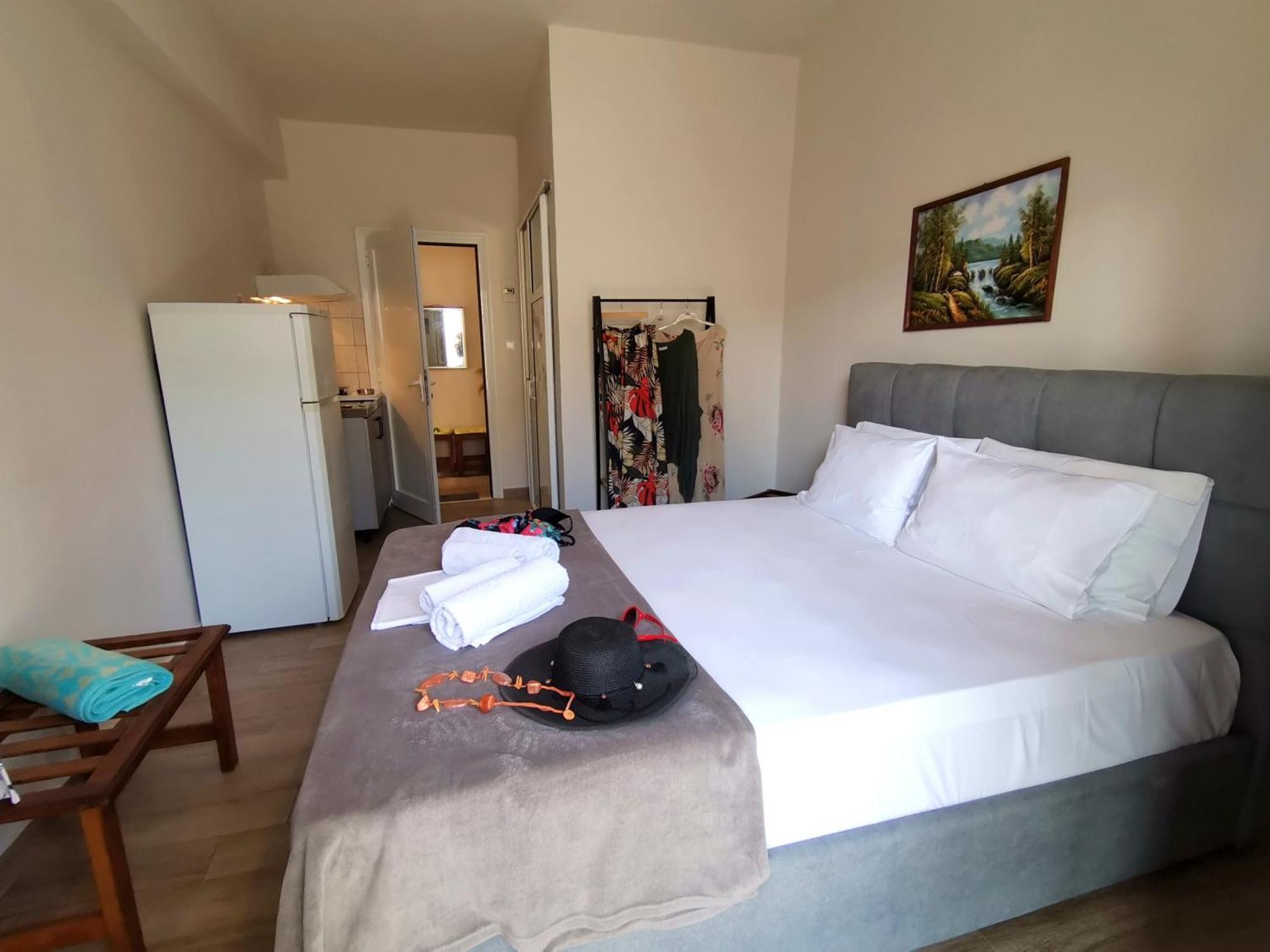 Studios Lia Adults Only -Fully Renovated Chrisi Ammoudia Eksteriør billede